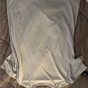Lululemon t shirt